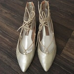 BC Footwear Born In California Metallic Flats S10